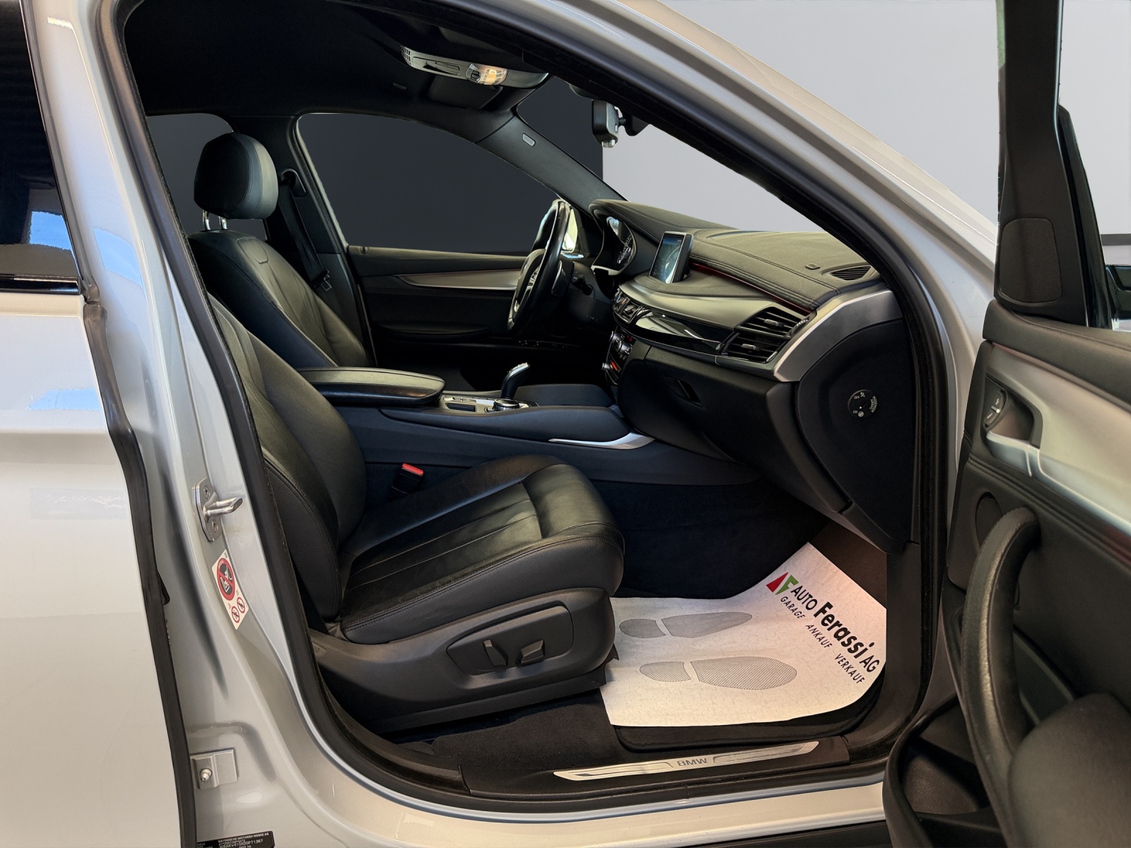 BMW X6 xDrive 40d Steptronic-image-22