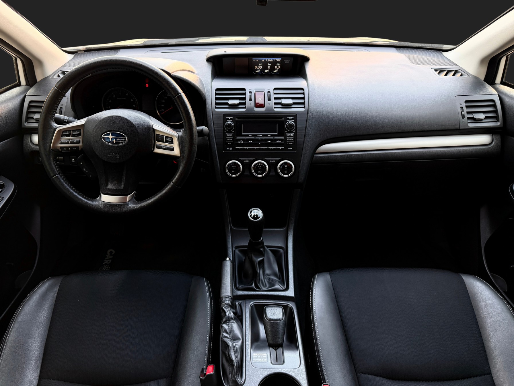 SUBARU Impreza 1.6 Swiss two-image-16