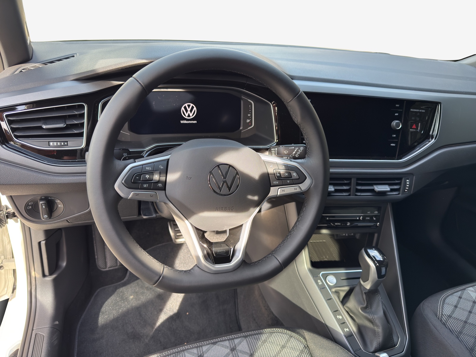 VW Polo 1.0 TSI R-Line United DSG-image-9