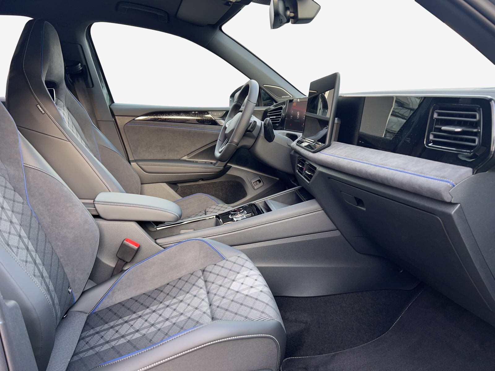 VW Tiguan 2.0 TSI DSG R-Line 4Motion-image-14