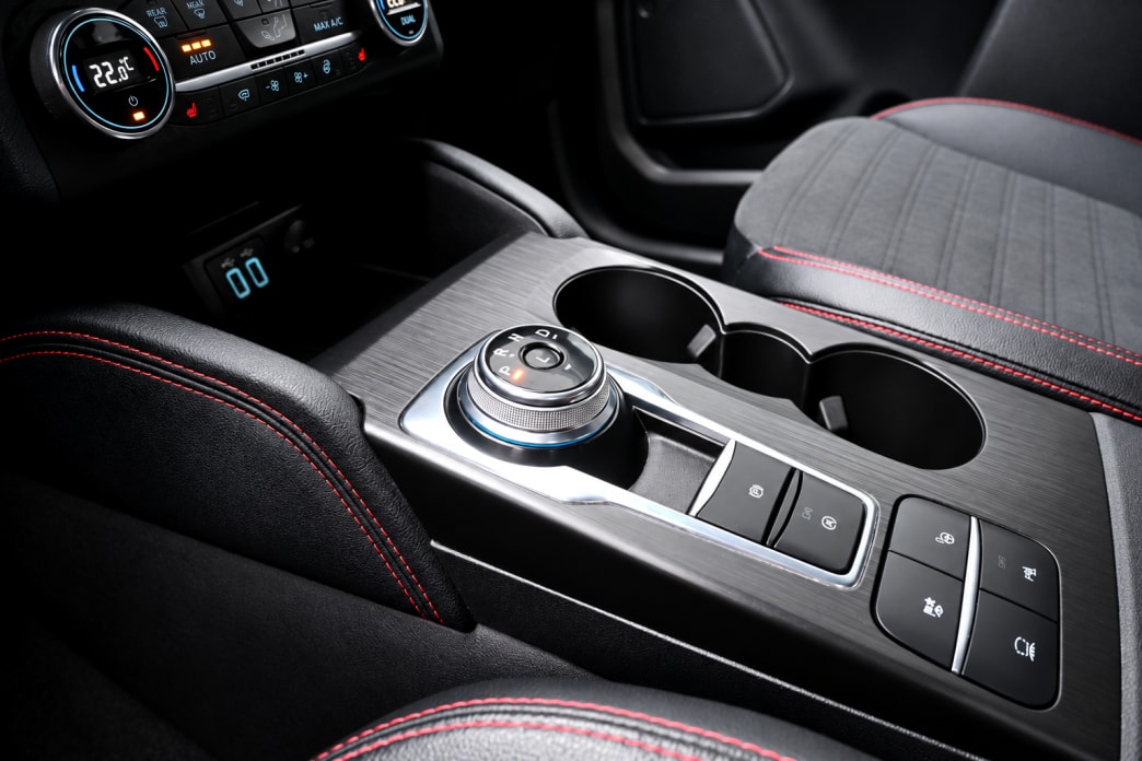FORD Kuga 2.5 FHEV ST-Line X 4WD-image-7