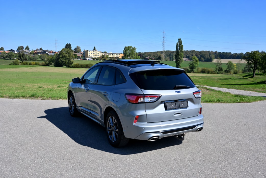 FORD Kuga 2.5 FHEV ST-Line X 4WD-image-3