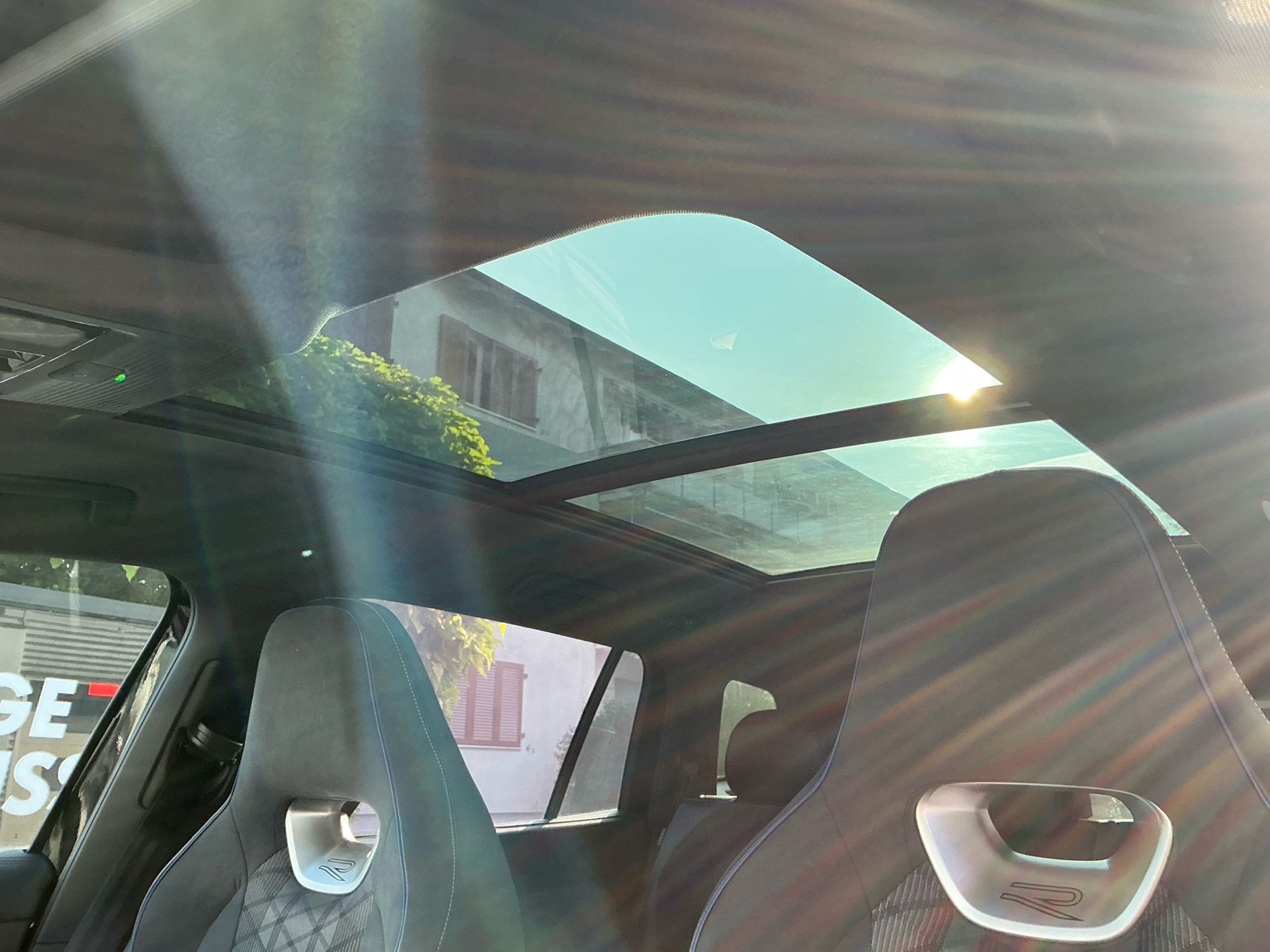 VW Tayron 2.0 TDI 142 kW 4Motion R-Line ***360° KAMERA & ANHÄNGERKUPPLUNG ***-image-8