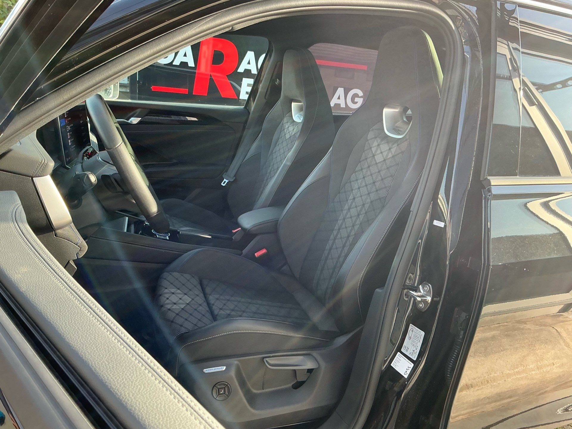 VW Tayron 2.0 TDI 142 kW 4Motion R-Line ***360° KAMERA & ANHÄNGERKUPPLUNG ***-image-7