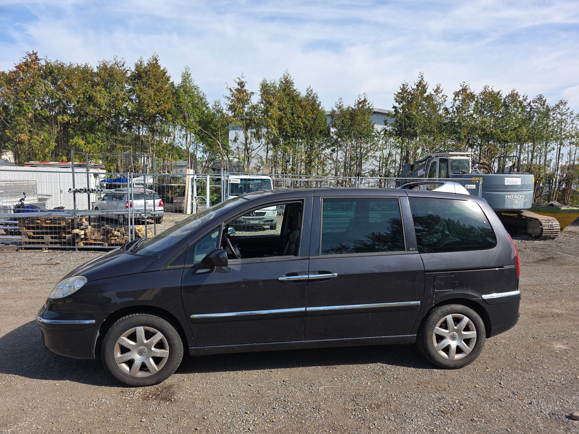 PEUGEOT 807 2.2 16V HDi Black & Silver
