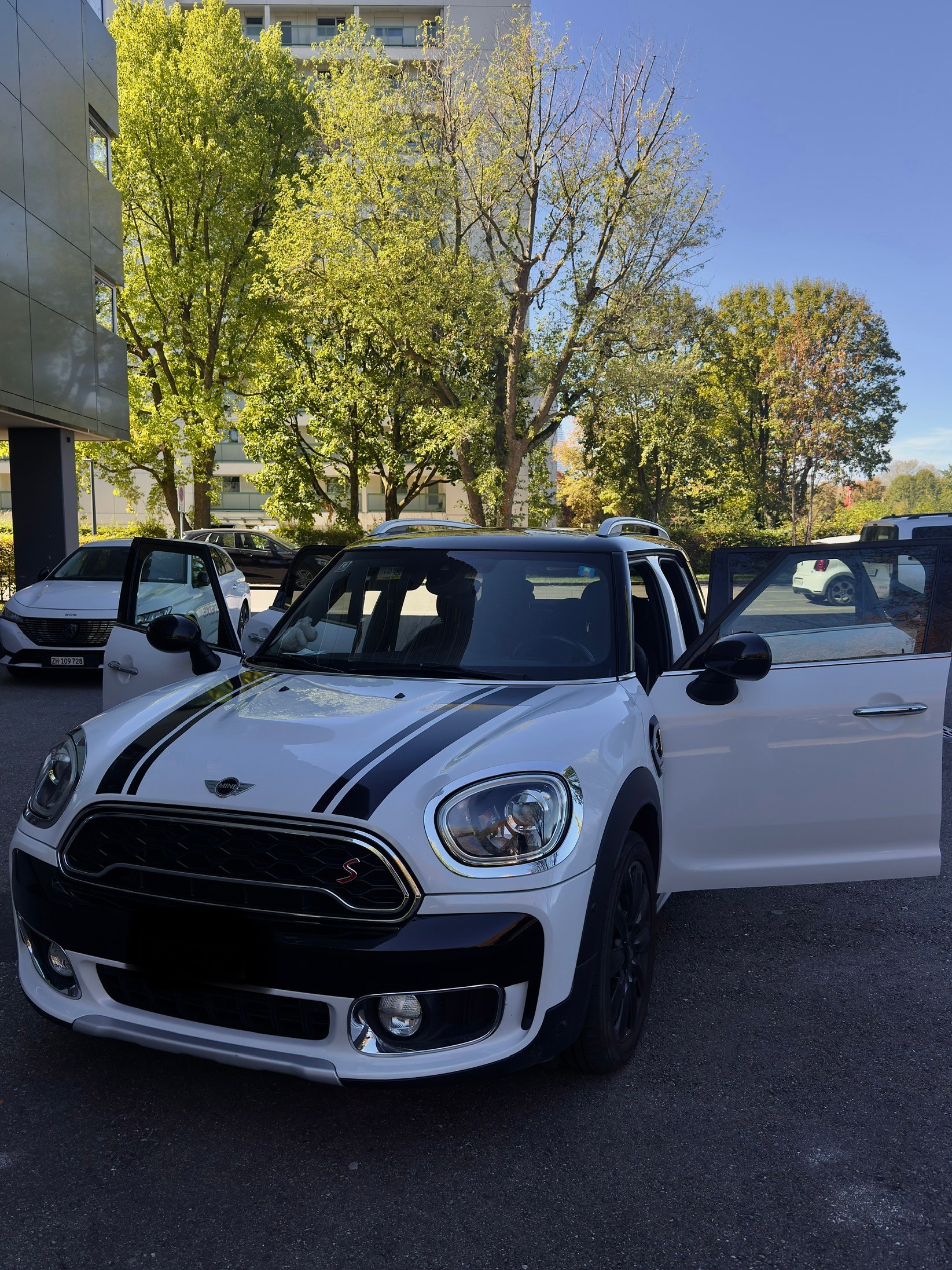 MINI 2.0 SD Cooper ALL4-image-4