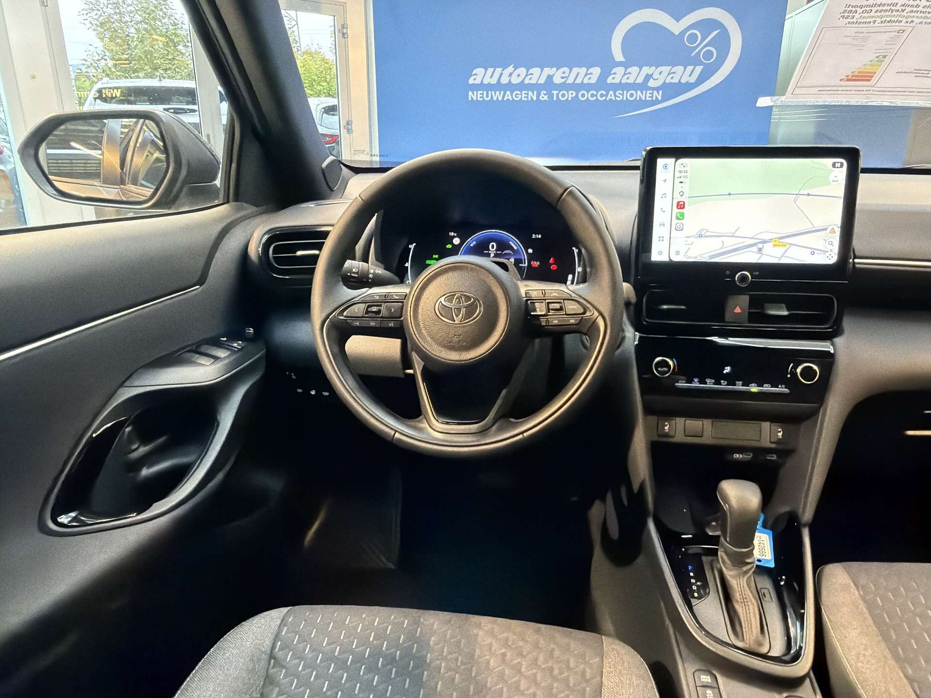TOYOTA Yaris Cross 1.5 Comfort e-CVT Automat-image-4