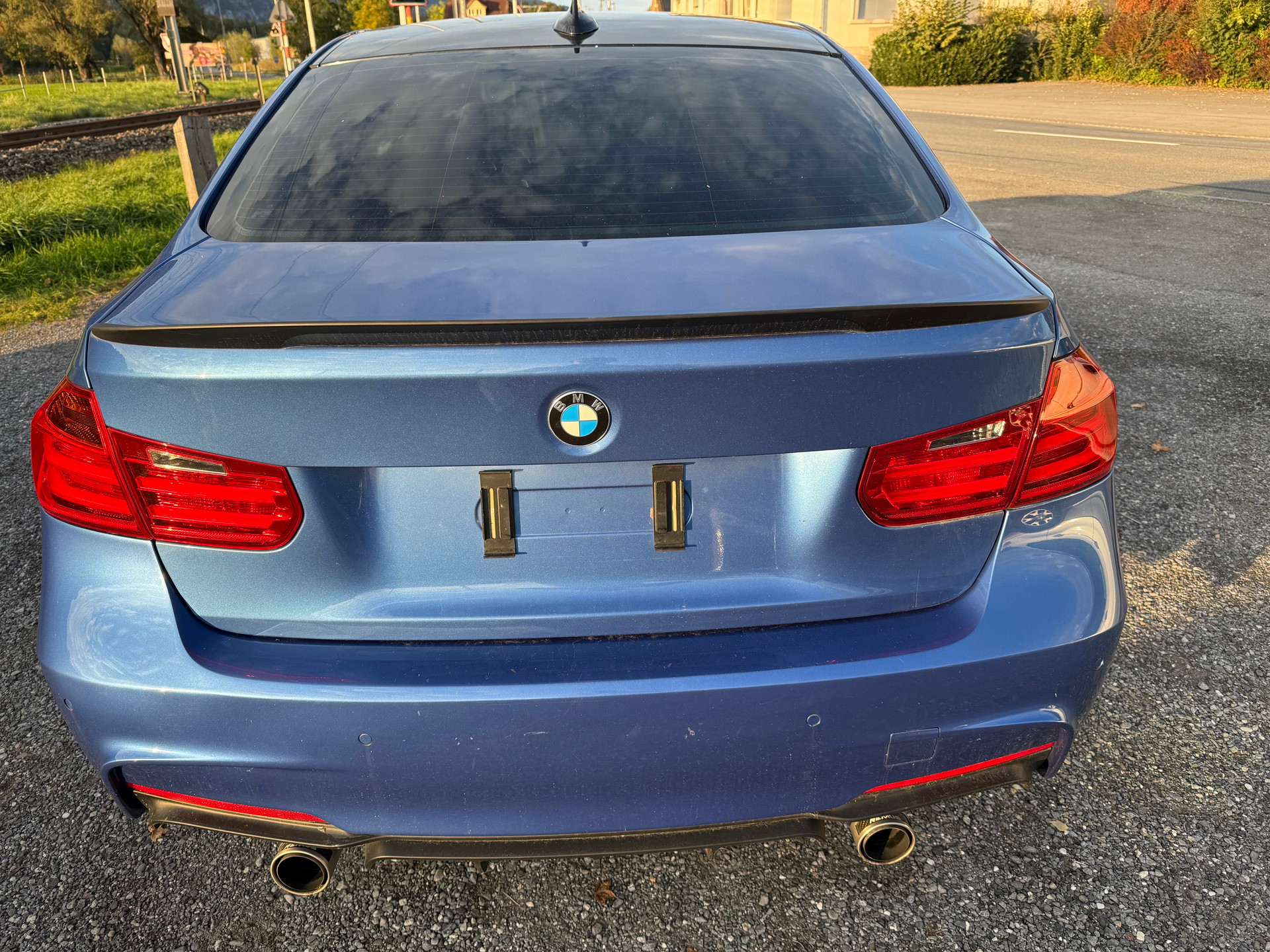BMW 335i Modern Line Steptronic-image-4