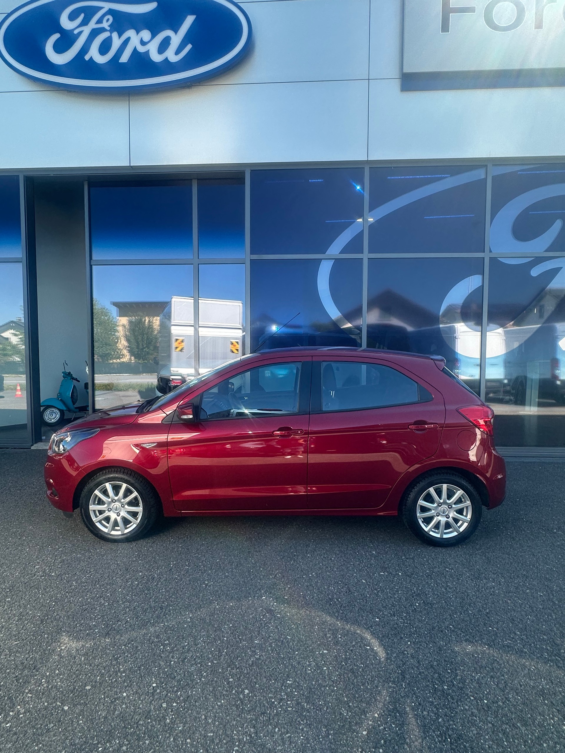 FORD Ka+ 1.2 Ti-VCT 85 Cool&Sound-image-2