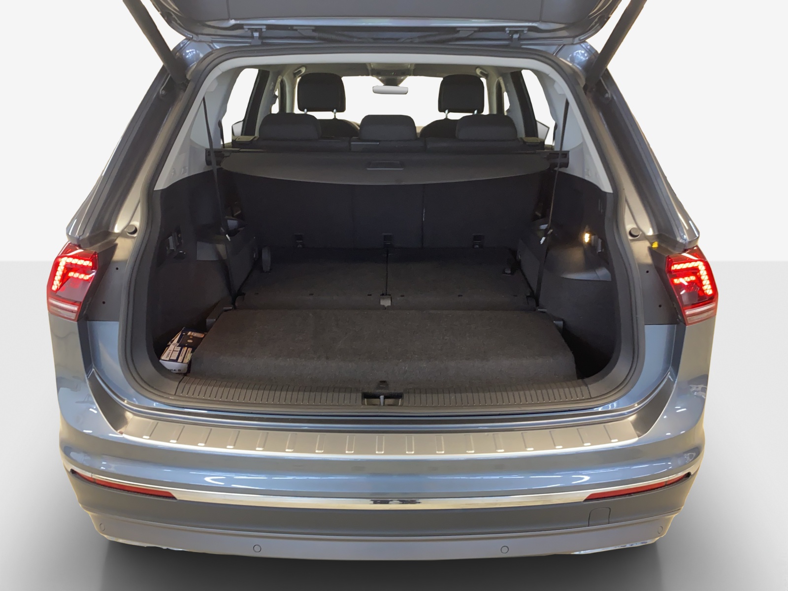 VW Tiguan Allspace 2.0TSI Highline 4Motion DSG-image-12