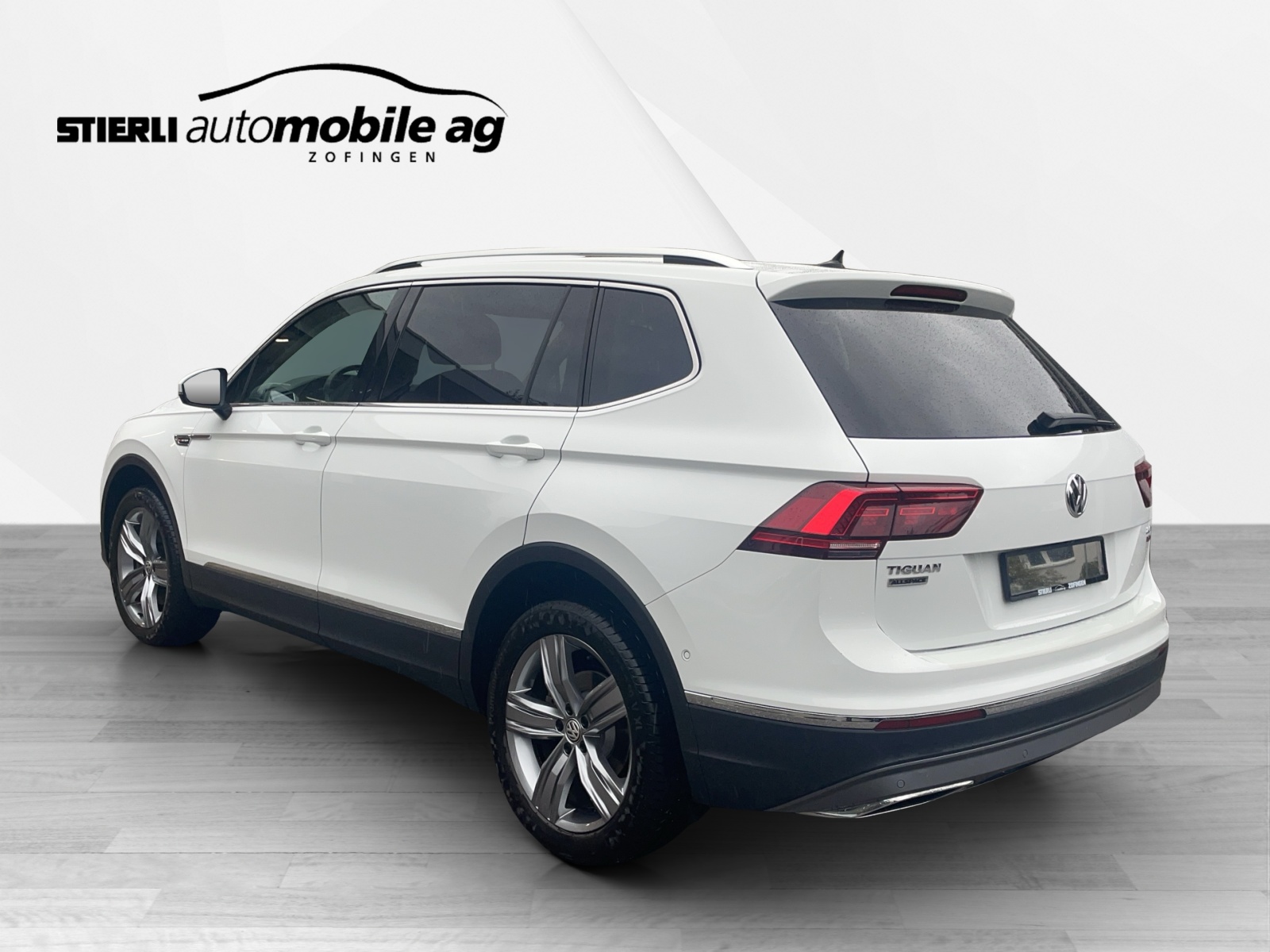 VW Tiguan Allspace 2.0 TSI Highline DSG-image-6