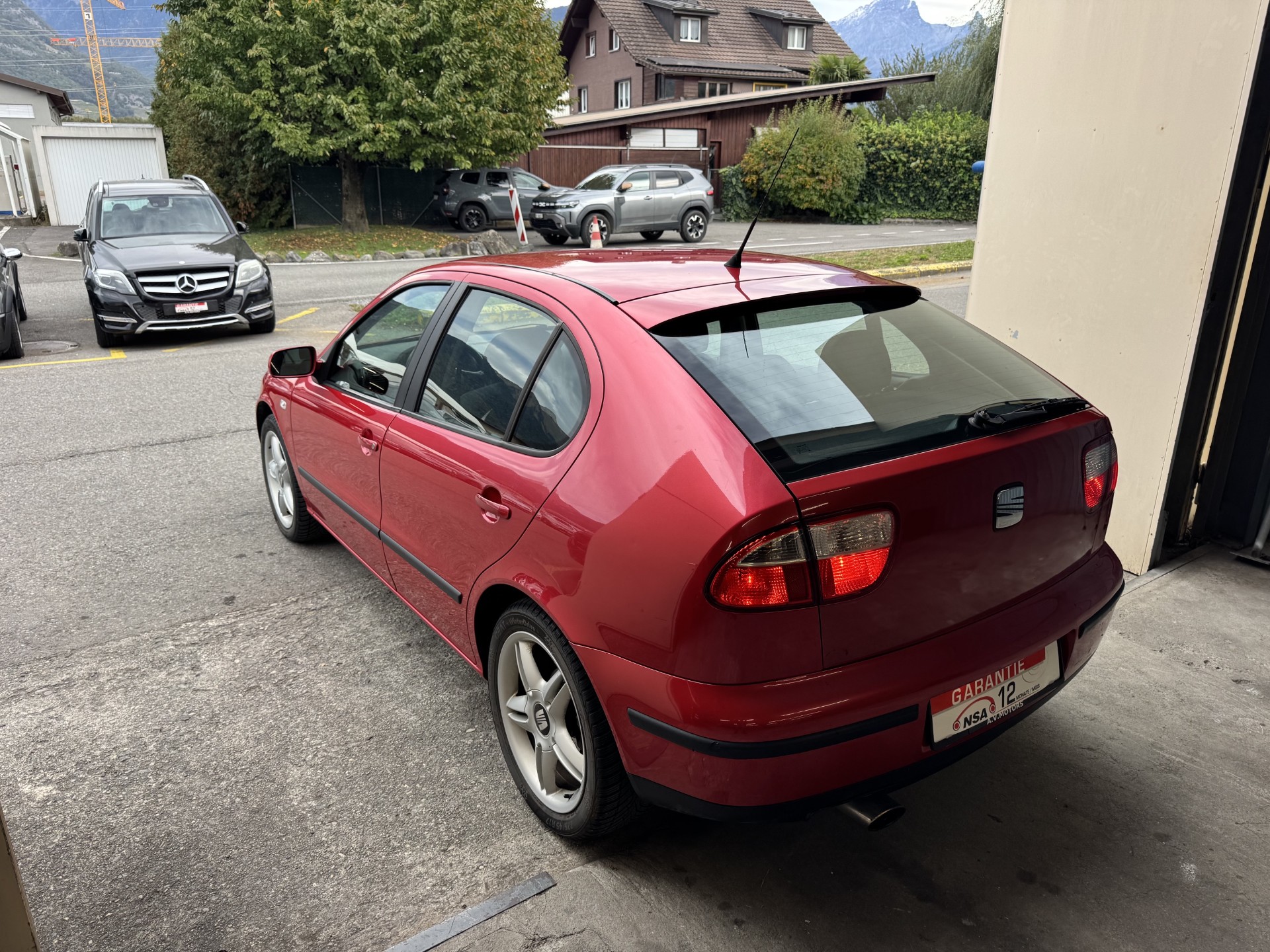 SEAT Leon 1.8 T Top Sport-showroom-element-3