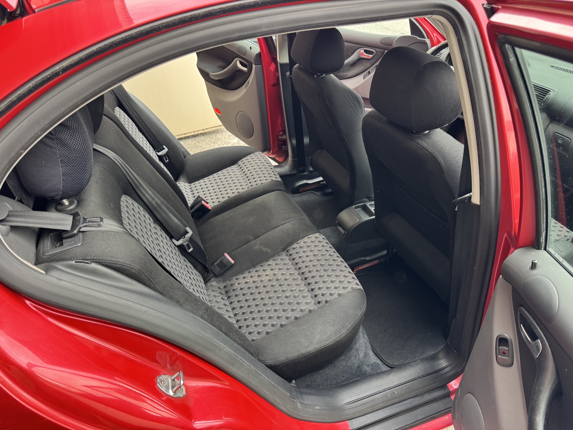 SEAT Leon 1.8 T Top Sport-image-11