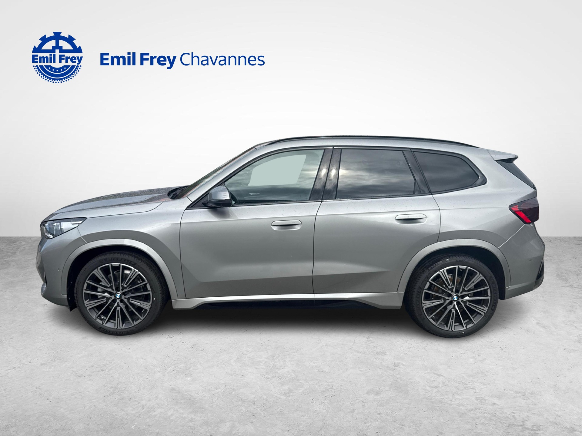 BMW X1 U11 20i sDrive Kit Sport M-image-1