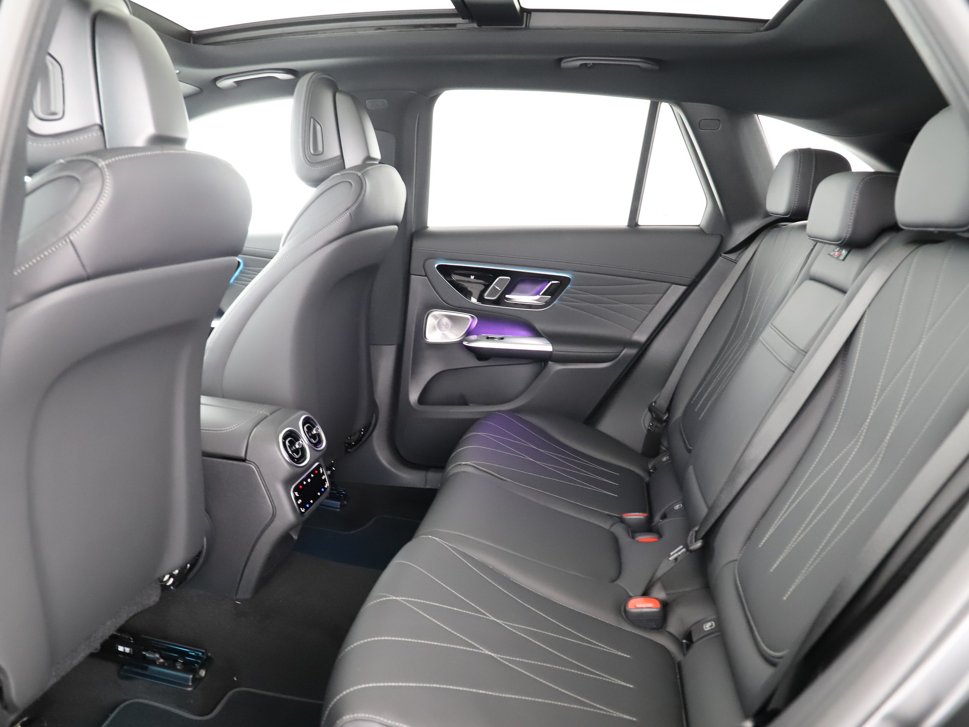 MERCEDES-BENZ GLC 53 AMG 4Matic+ 9G-Tro-image-9