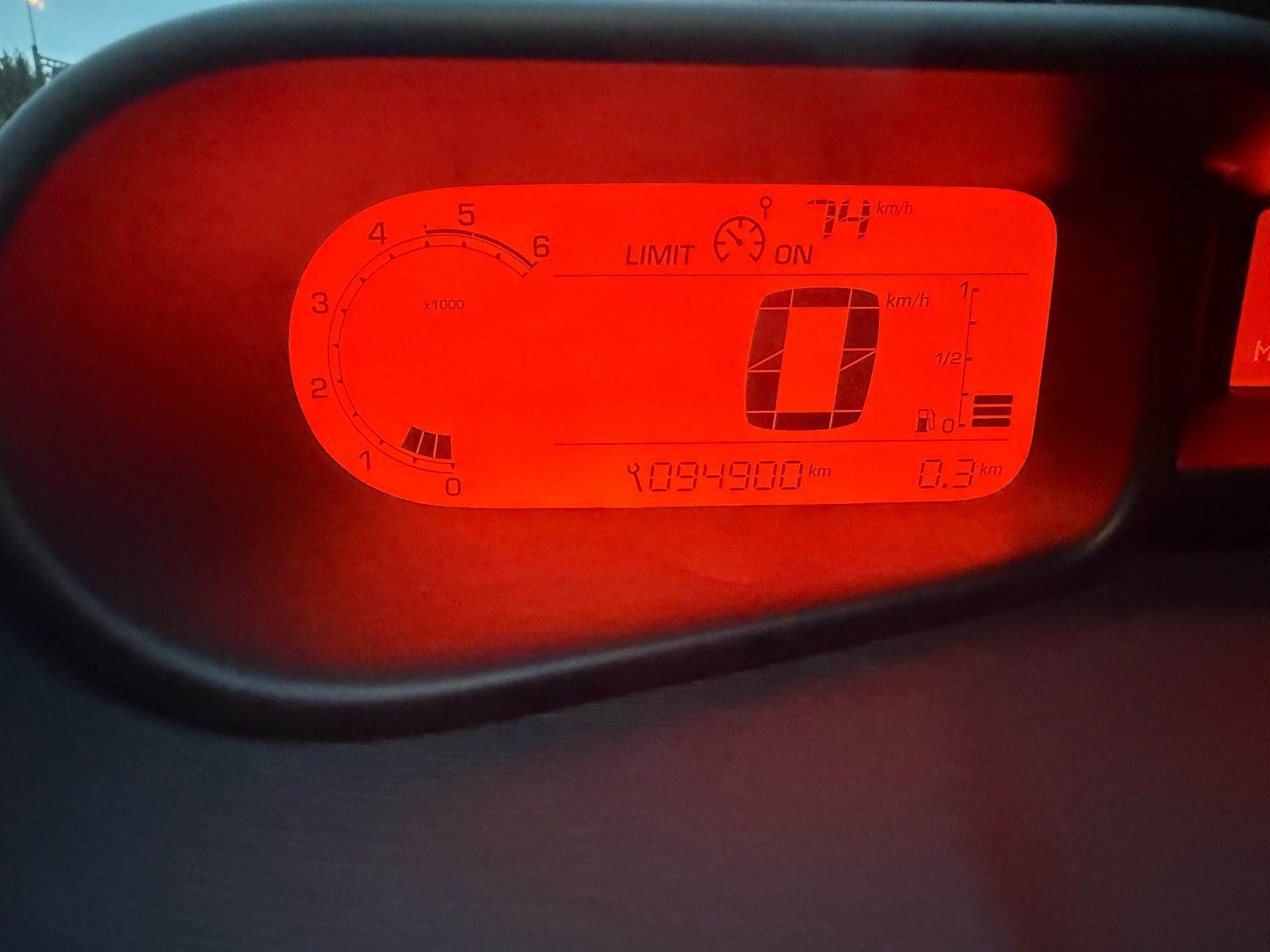 CITROEN C3 Picasso 1.6 HDi Exclusive-image-27