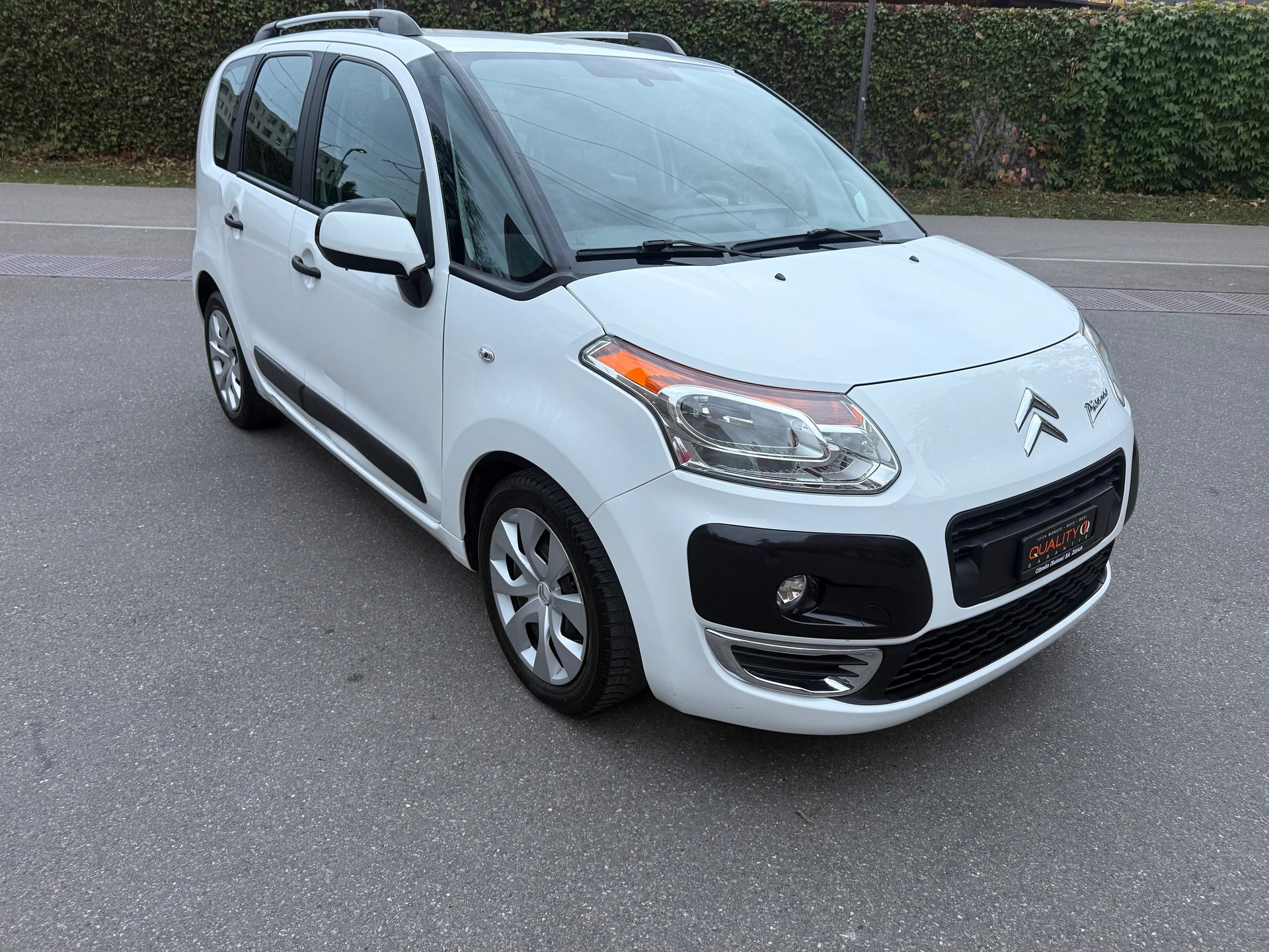 CITROEN C3 Picasso 1.6 HDi Exclusive-image-4
