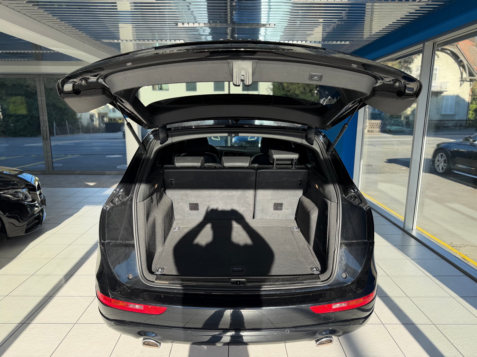 AUDI Q5 3.0 TDI quattro S-tronic S-LINE-image-8