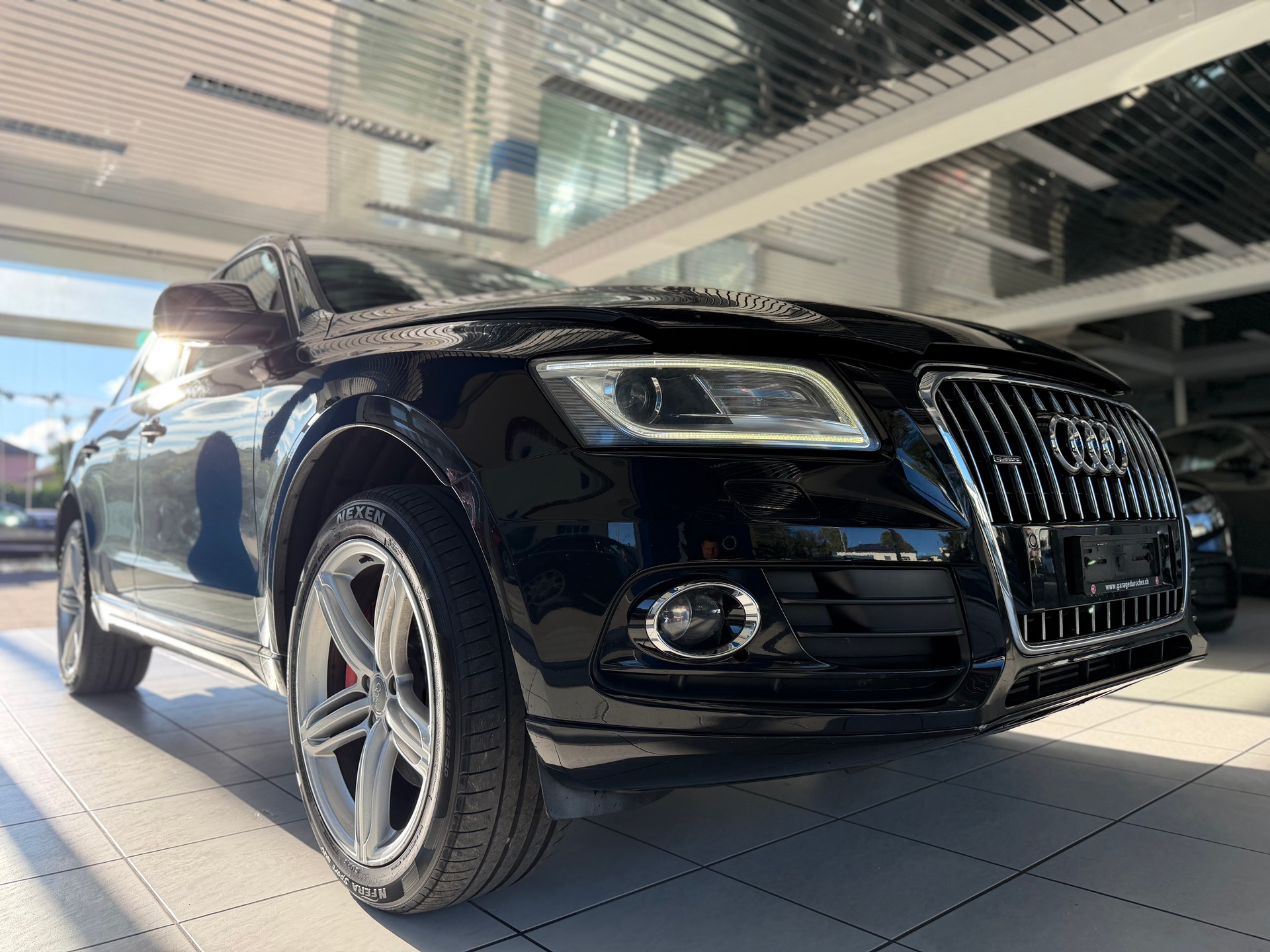 AUDI Q5 3.0 TDI quattro S-tronic S-LINE-image-3