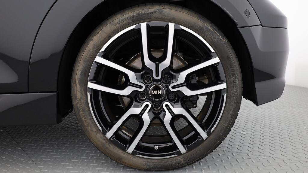 MINI Cooper Cabrio S-image-9
