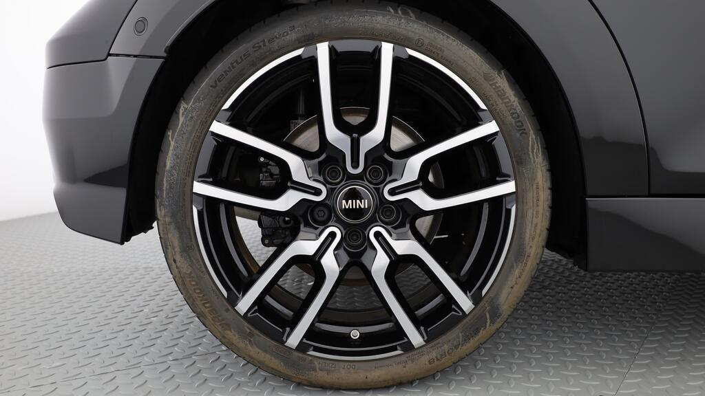 MINI Cooper Cabrio S-image-7