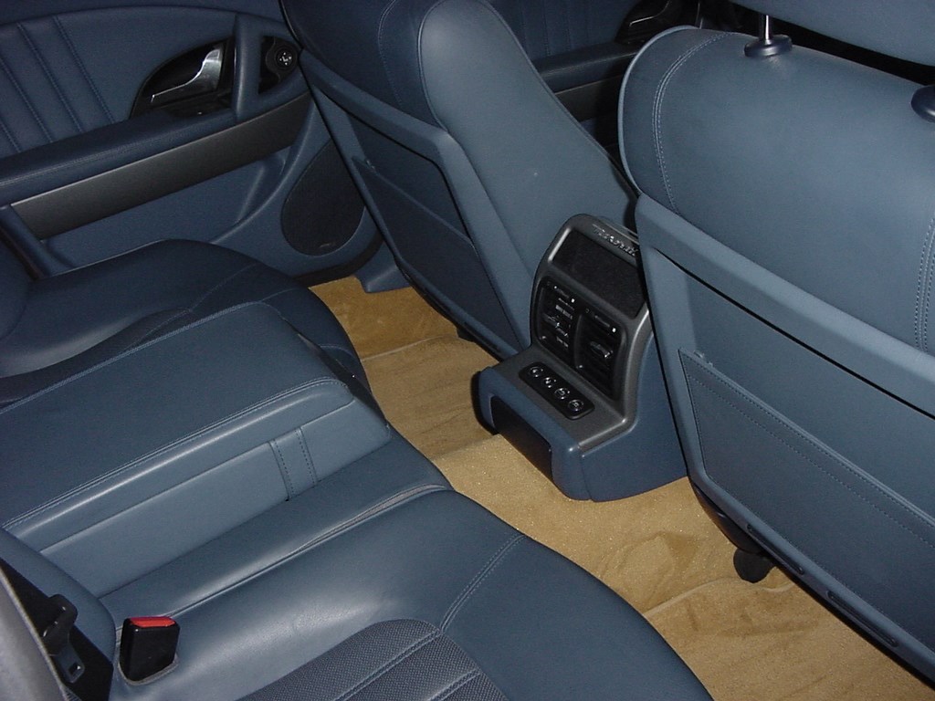 MASERATI Quattroporte 4.2 V8 DuoSelect-image-4