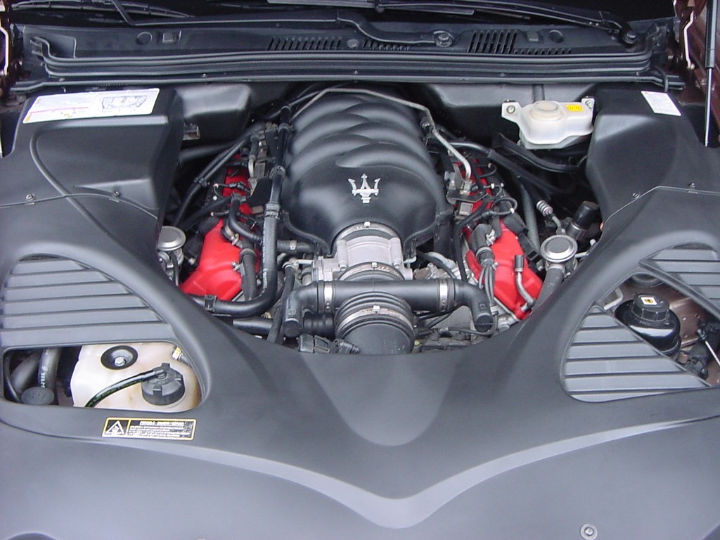 MASERATI Quattroporte 4.2 V8 DuoSelect-image-5