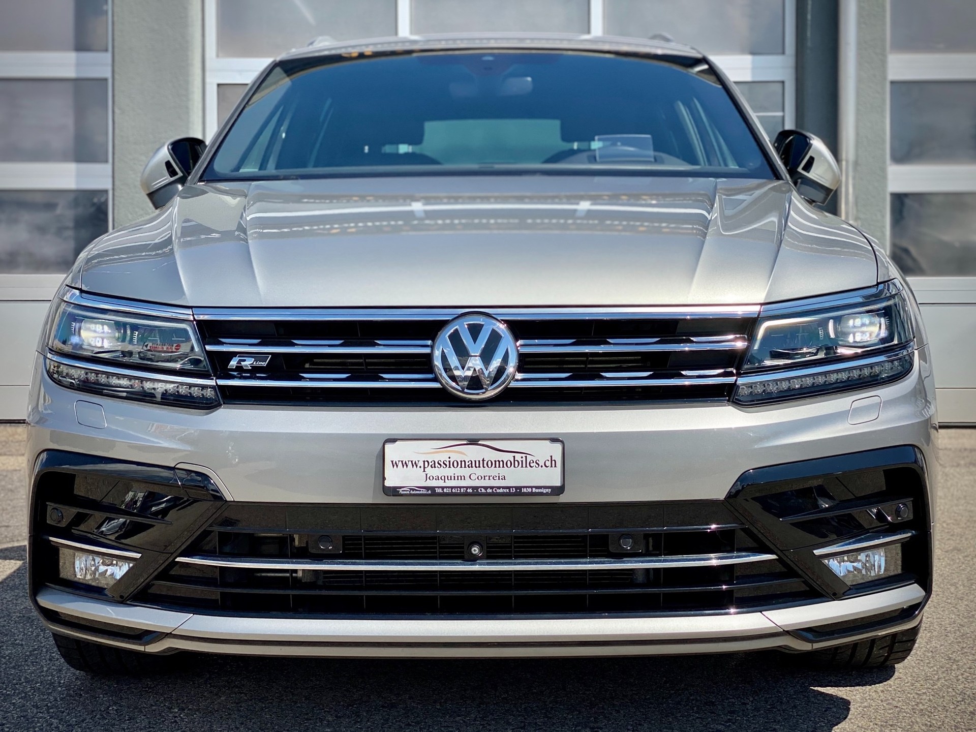 VW Tiguan 2.0TSI Highline R-Line 4Motion DSG - Véhicule Suisse (CH)-image-1