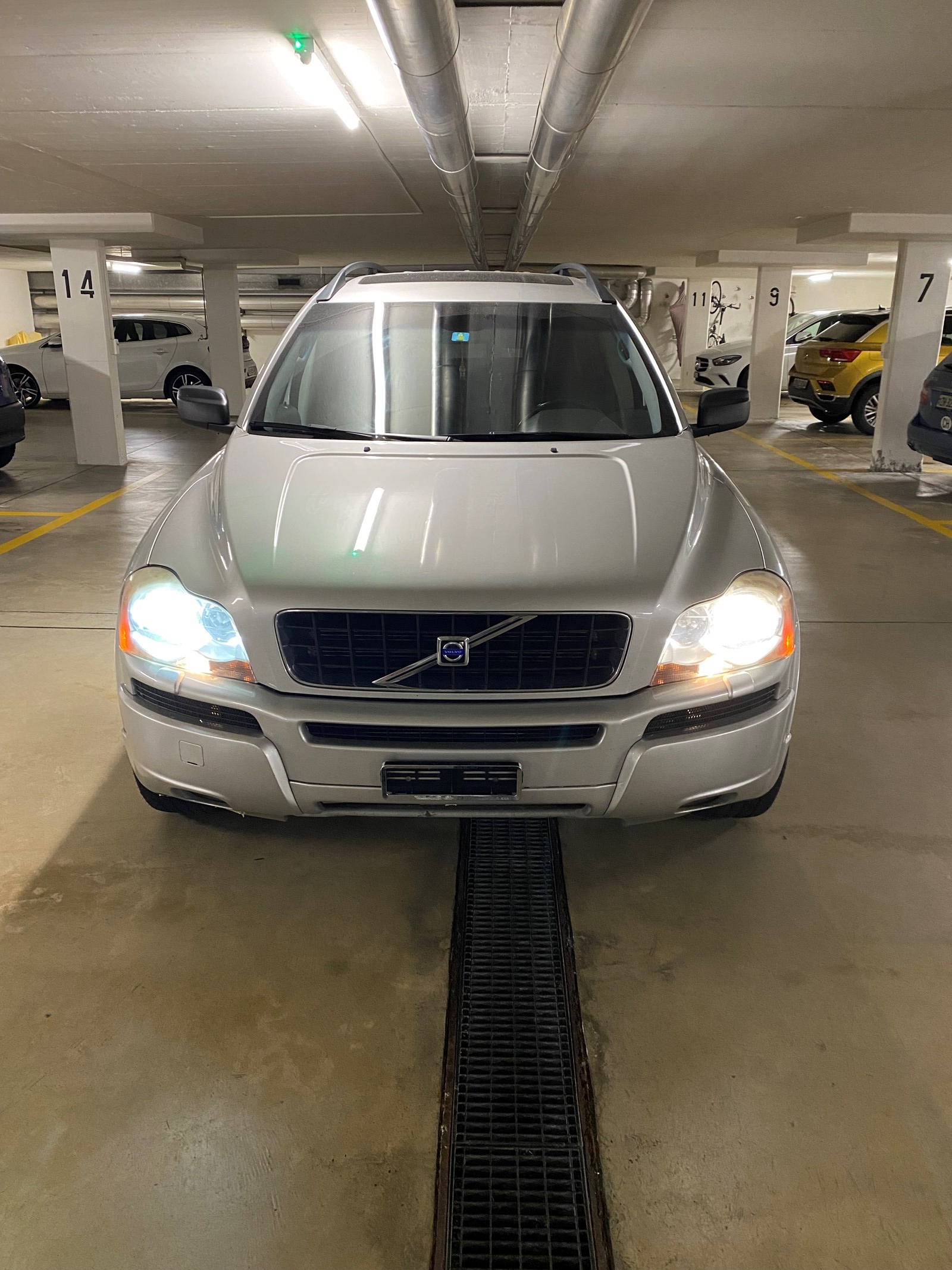VOLVO XC90 Summum-image-3