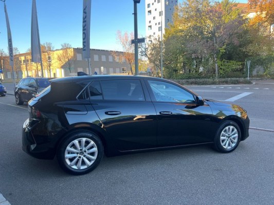 OPEL Astra L 1.2i Turbo Swiss A-image-2