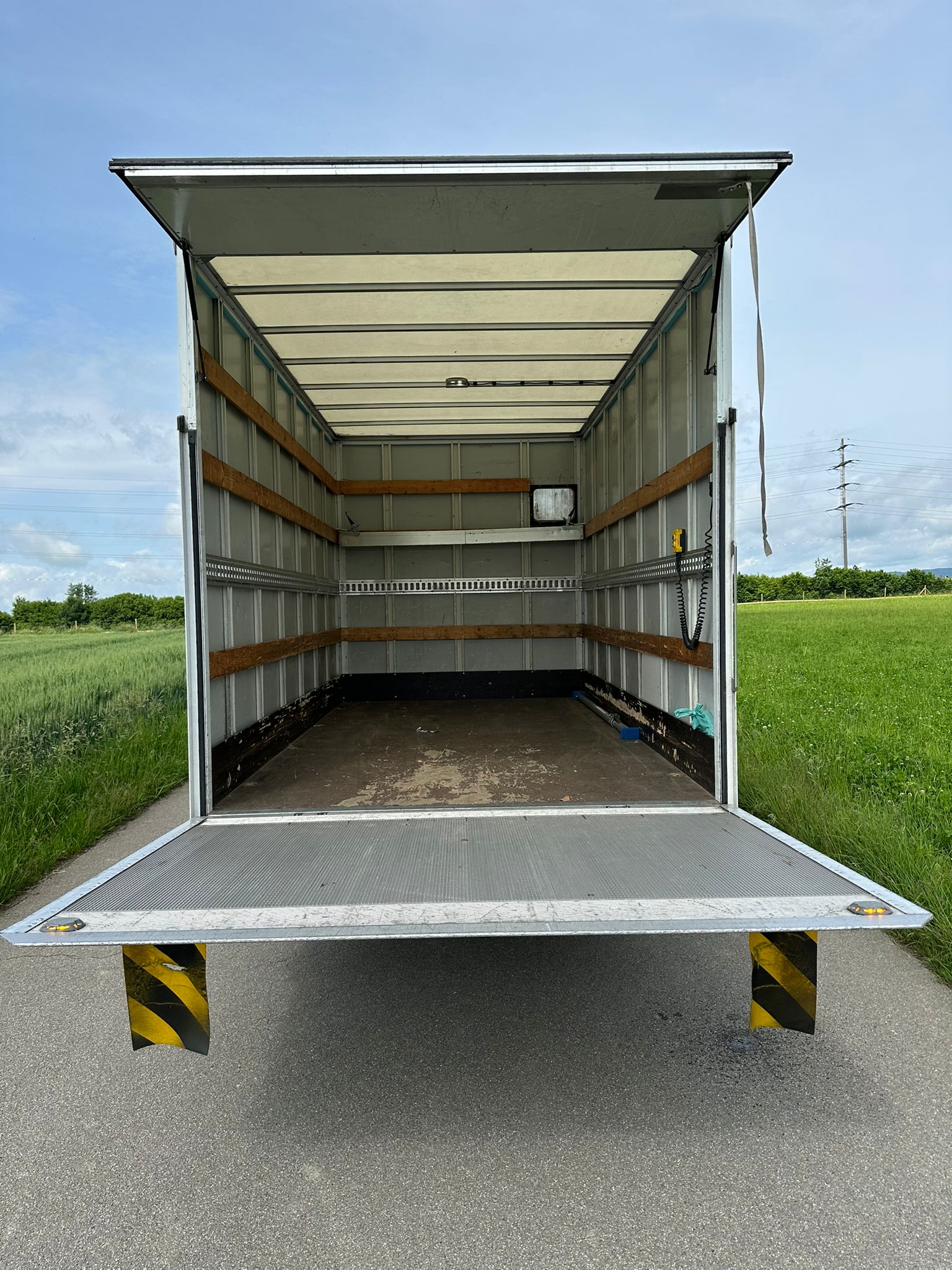 IVECO 35 S 18 A8-image-9