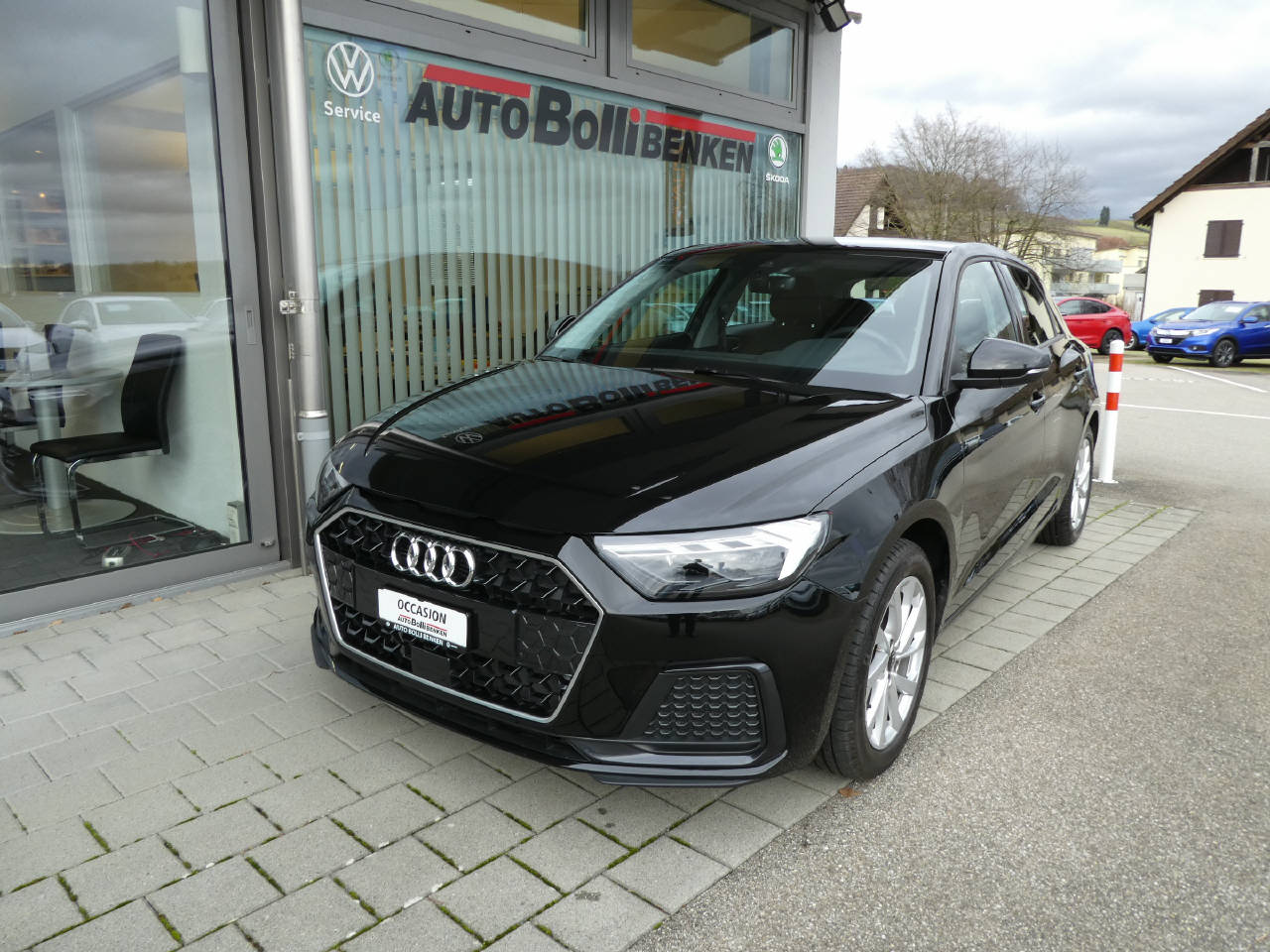 AUDI A1 Sportback 1.0 30 TFSI Advanced Attraction S-Tronic-image-1