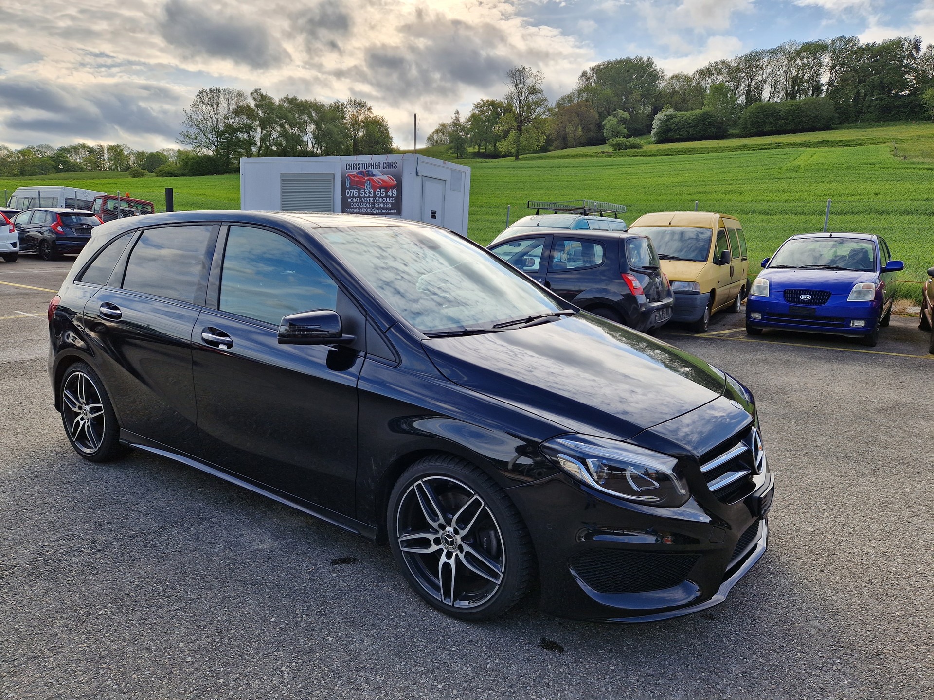 MERCEDES-BENZ B 220 Style 4Matic 7G-DCT-image-7