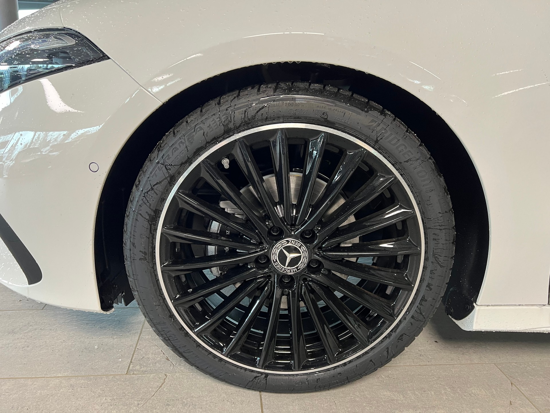 MERCEDES-BENZ A 180 7G-DCT-image-5