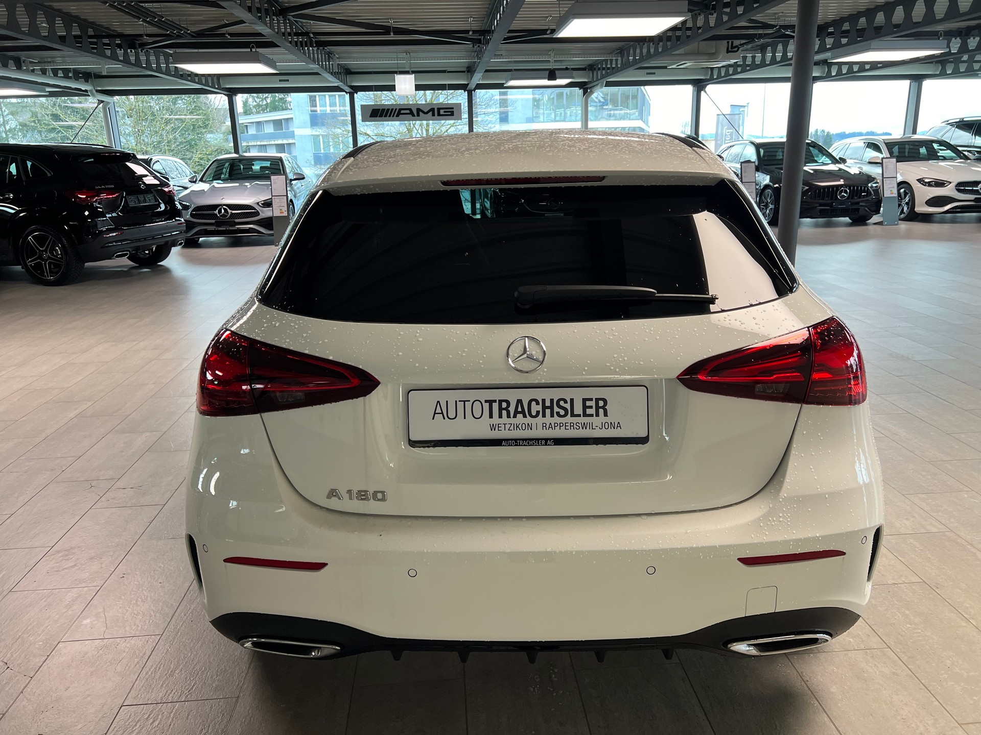MERCEDES-BENZ A 180 7G-DCT-image-4