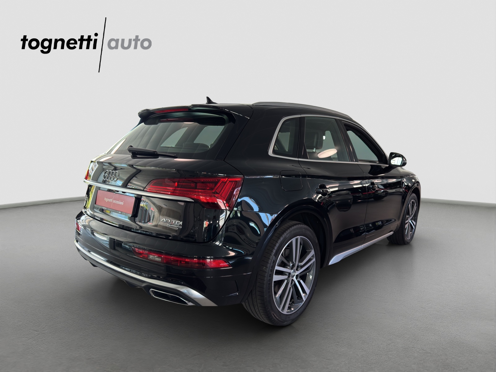AUDI Q5 40 TDI quattro S-tronic-image-3