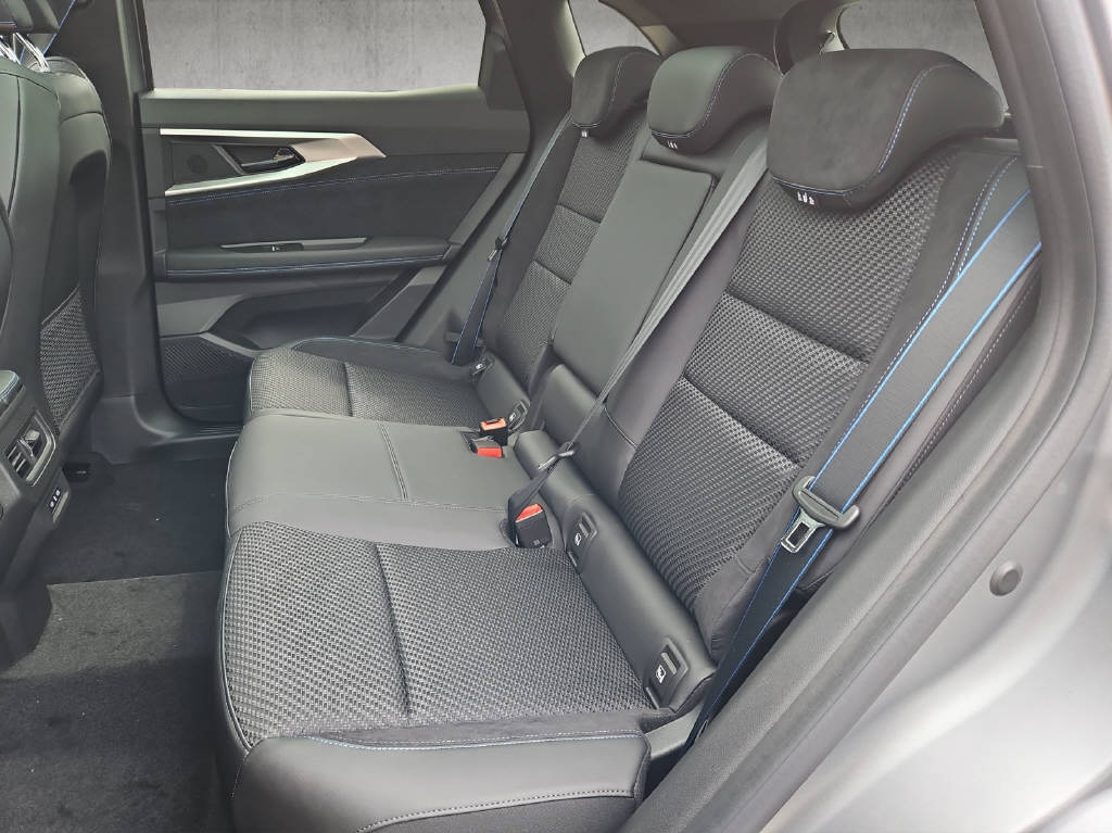 RENAULT Austral 1.2 E-Tech esprit Alpine 200PS-image-5