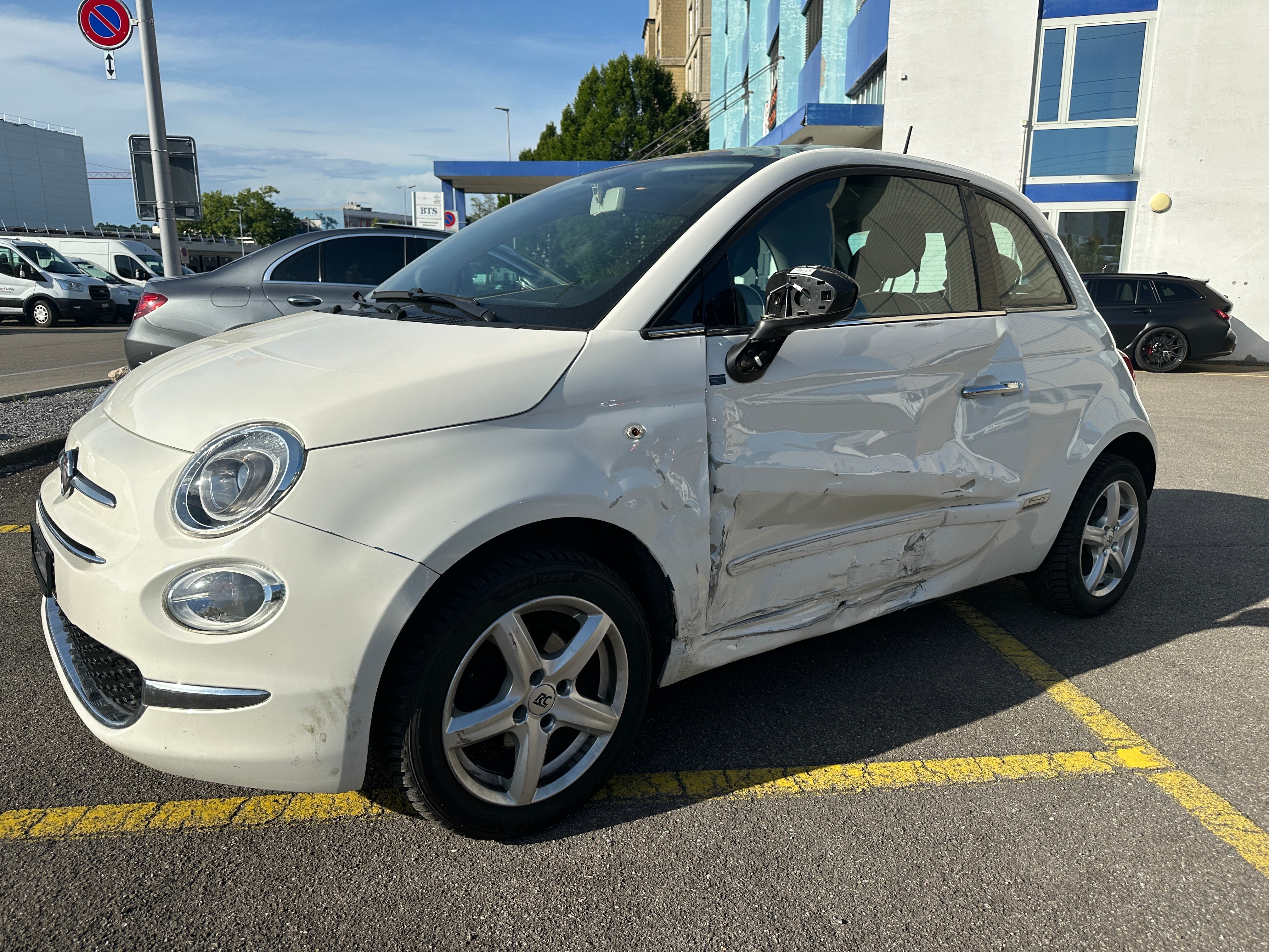 Car photo