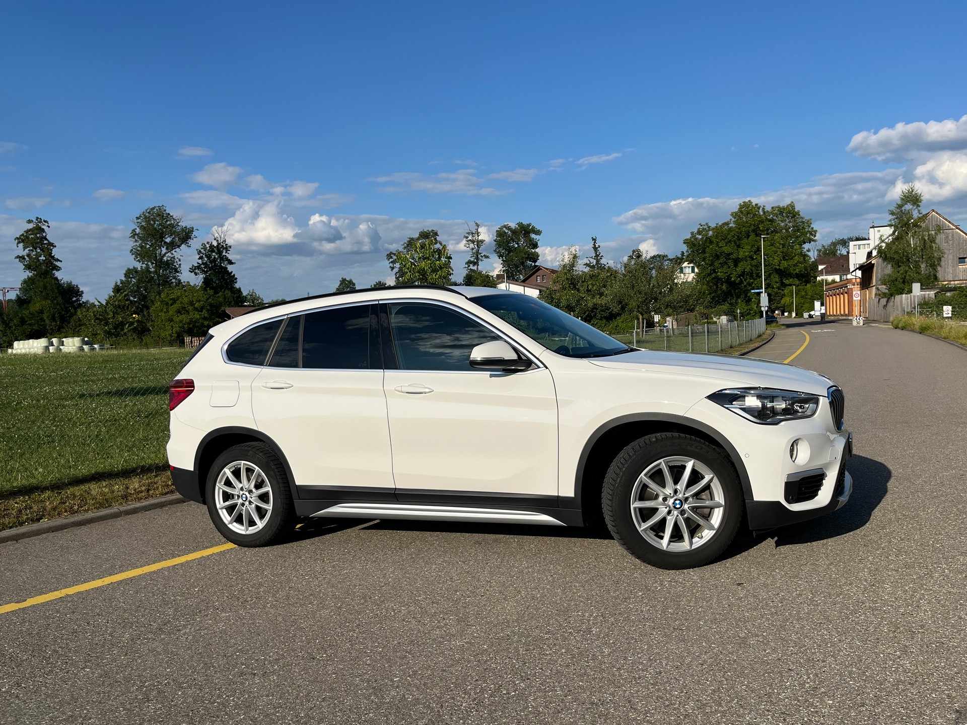 BMW X1 xDrive 20d xLine Steptronic-image-1