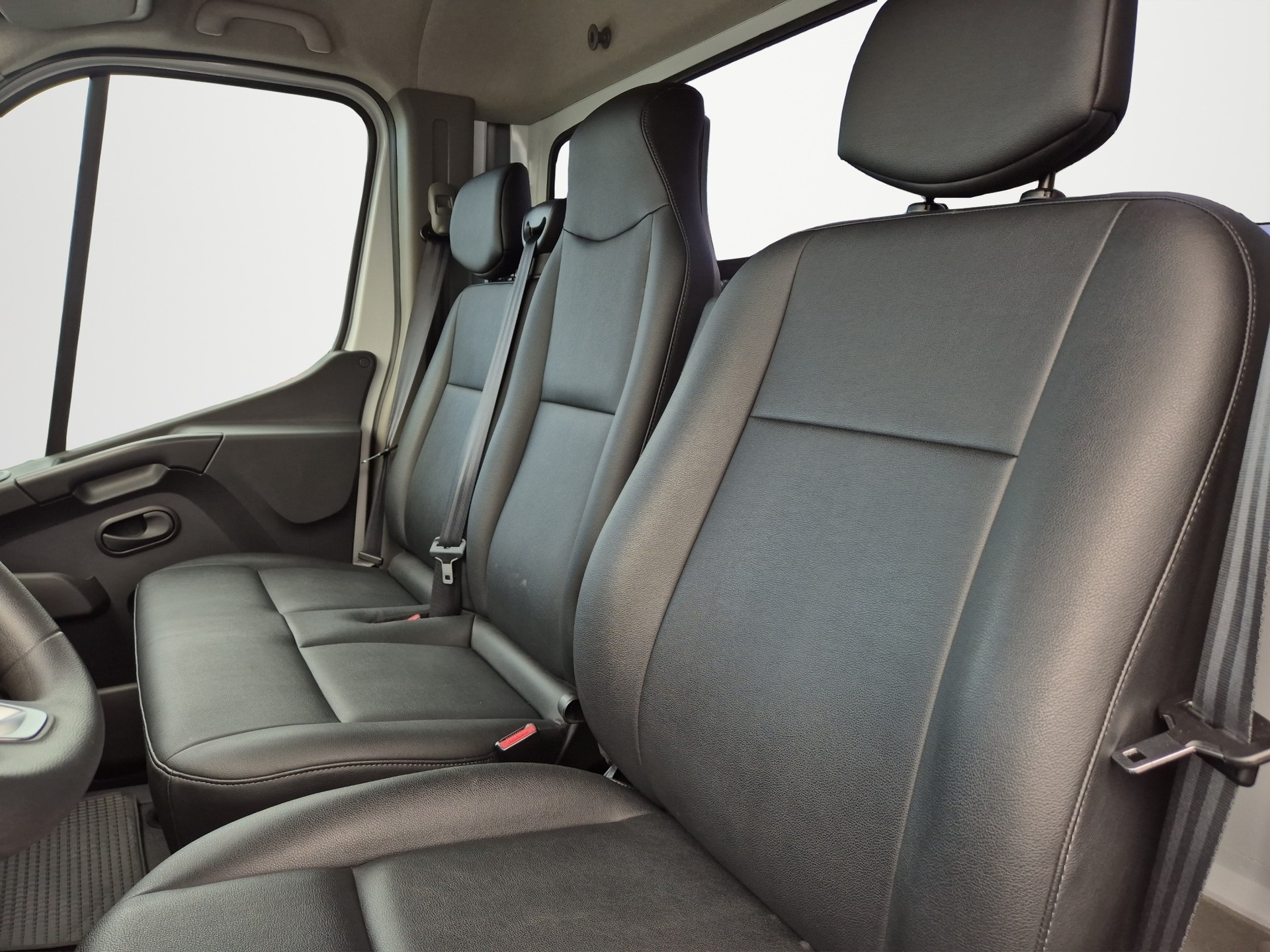 RENAULT Master T35 ENERGY dCi180 L3-image-9