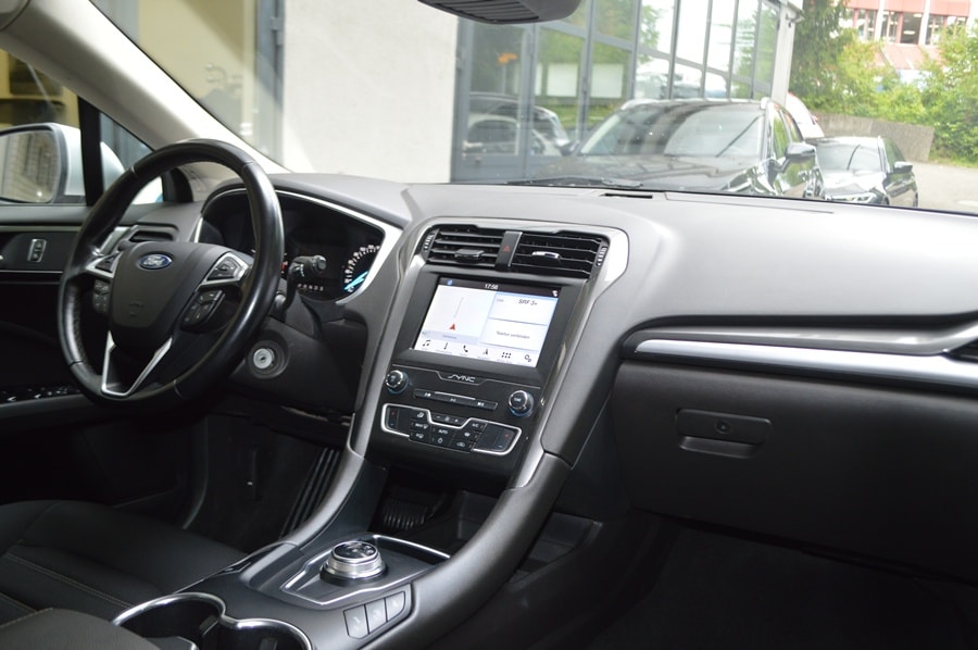 FORD Mondeo 2.0 TDCi Trend Automatik-image-8