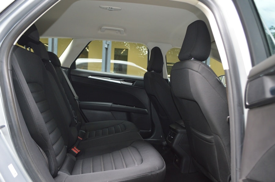 FORD Mondeo 2.0 TDCi Trend Automatik-image-9
