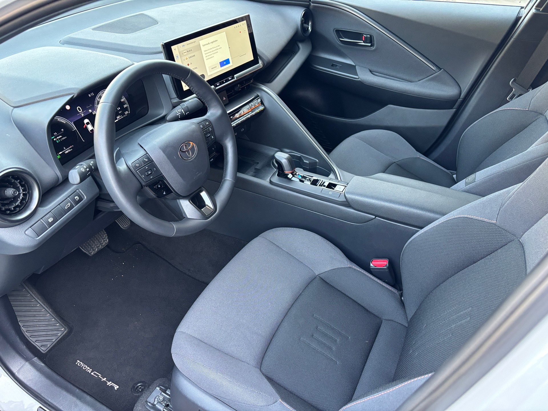 TOYOTA C-HR 2.0 HSD CVT Trend 4WD-image-4