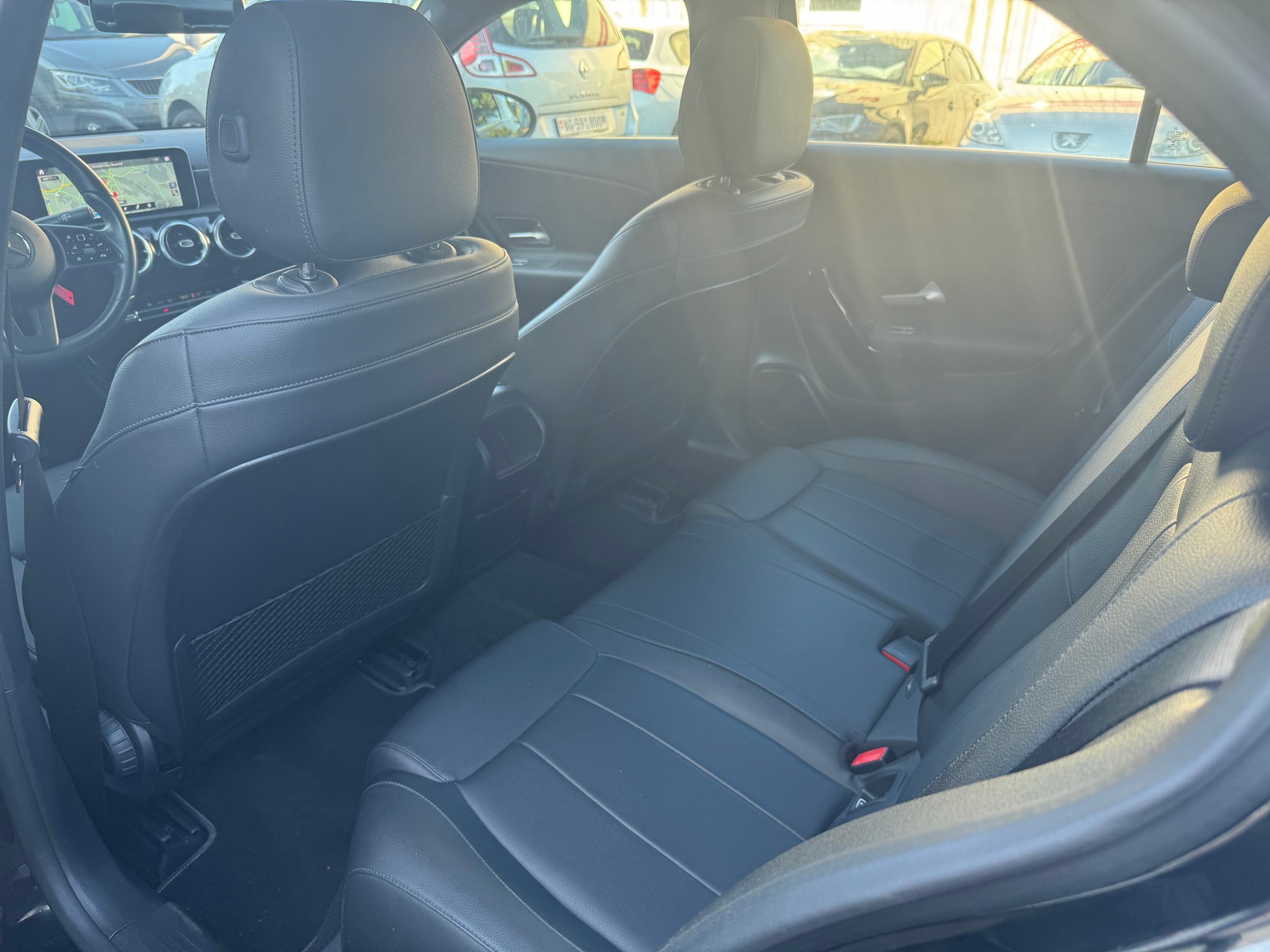 MERCEDES-BENZ A 200 d Style 8G-DCT-image-7