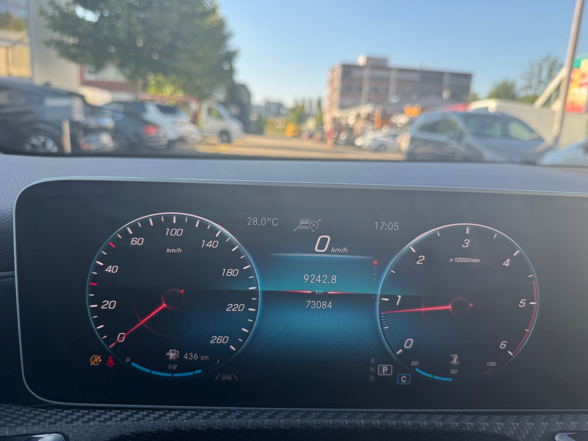 MERCEDES-BENZ A 200 d Style 8G-DCT-image-6