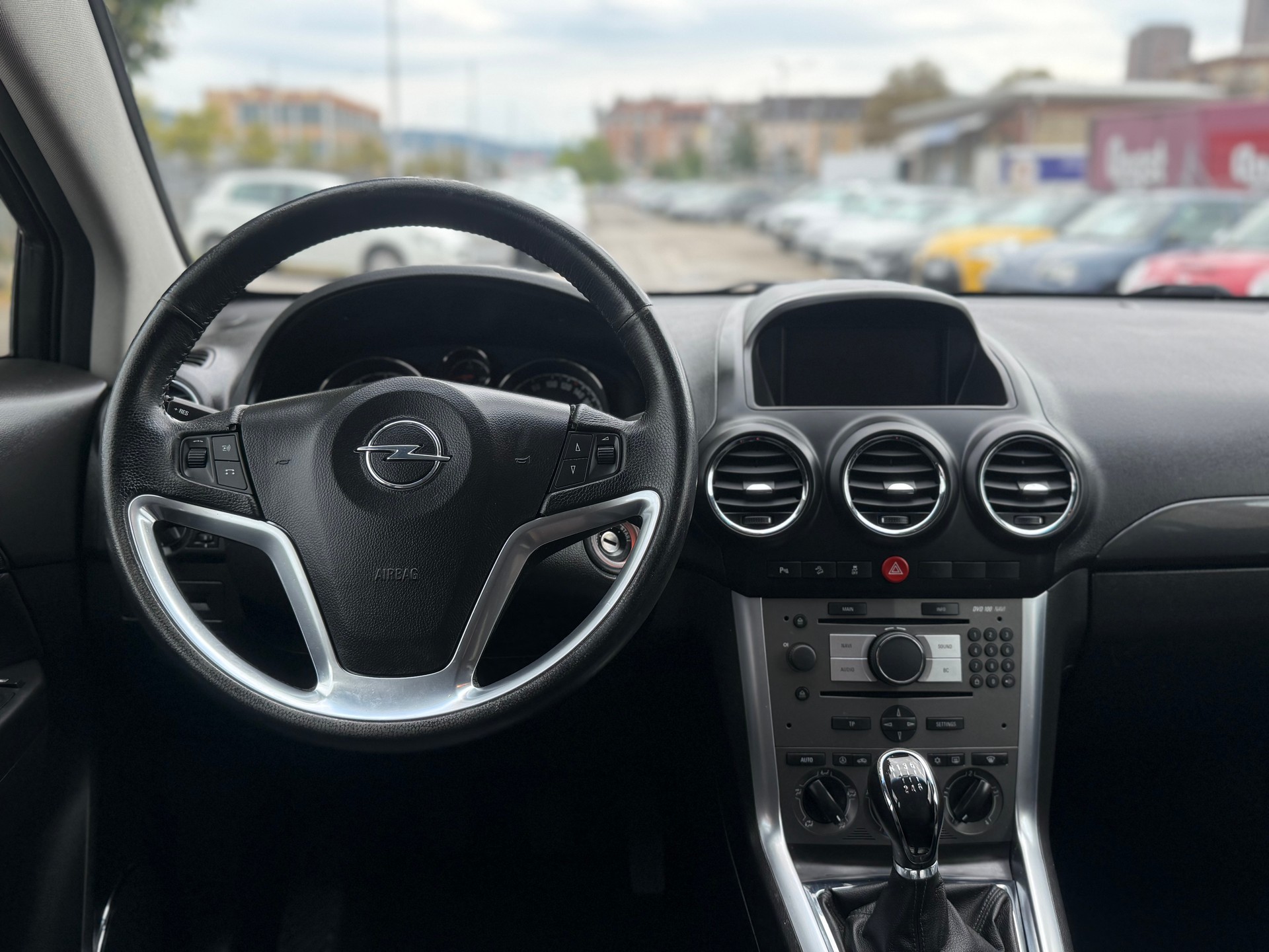 OPEL Antara 2.4 Cosmo 4WD-image-10