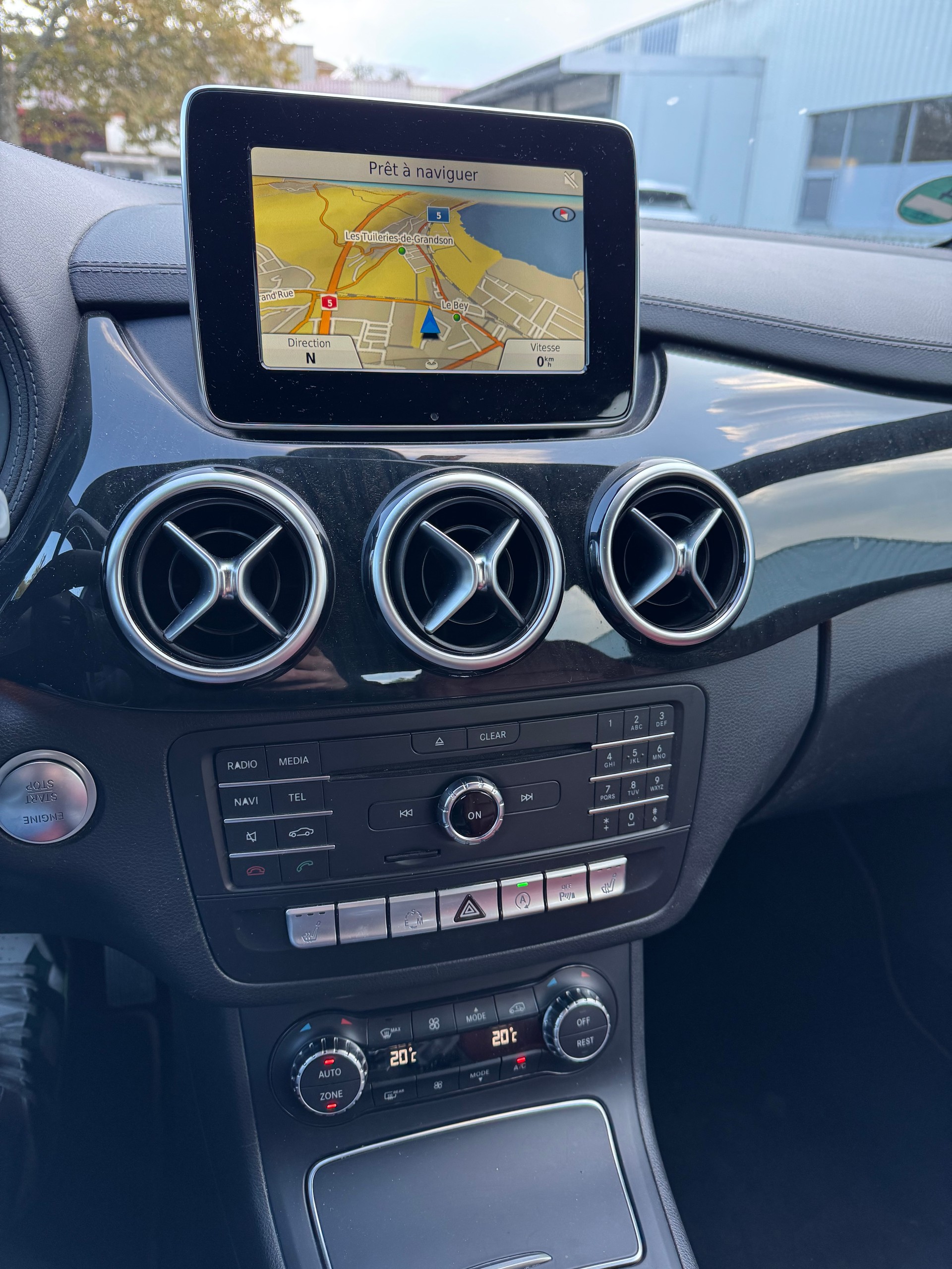 MERCEDES-BENZ B 250 Urban 4Matic 7G-DCT-image-10
