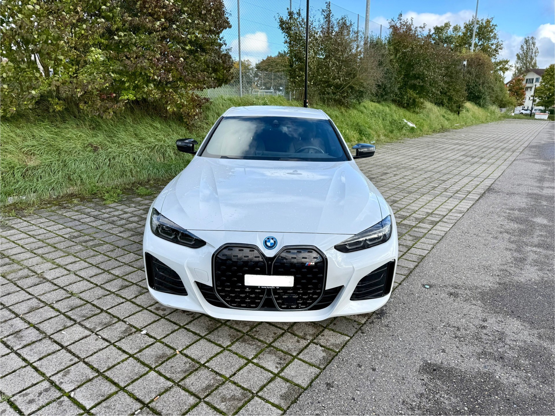 BMW i4 M50-image-1