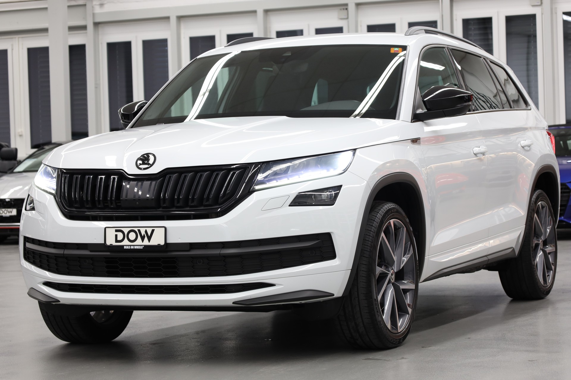 SKODA Kodiaq 2.0 TSI Sportline DSG-image-2