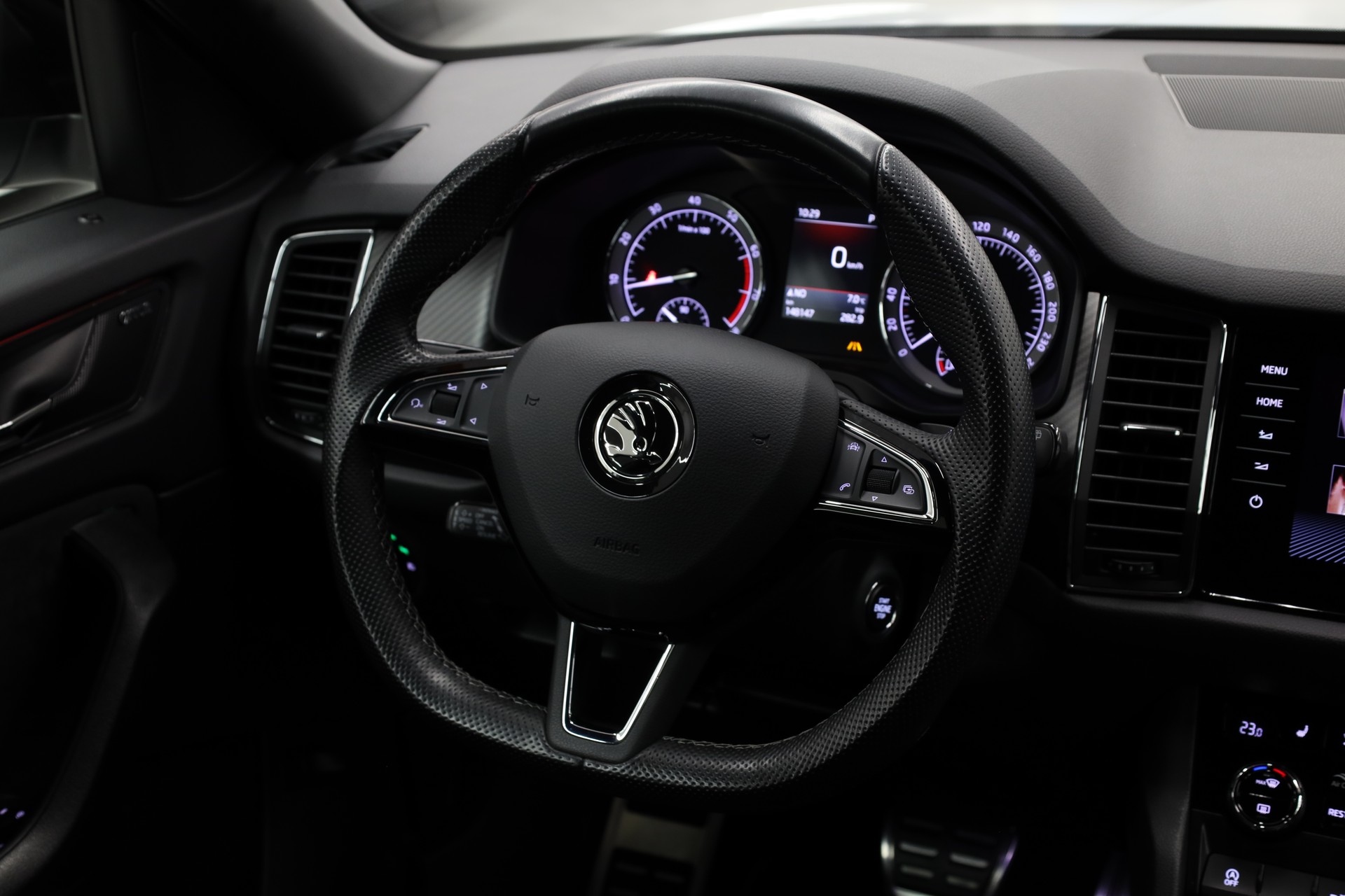 SKODA Kodiaq 2.0 TSI Sportline DSG-image-19